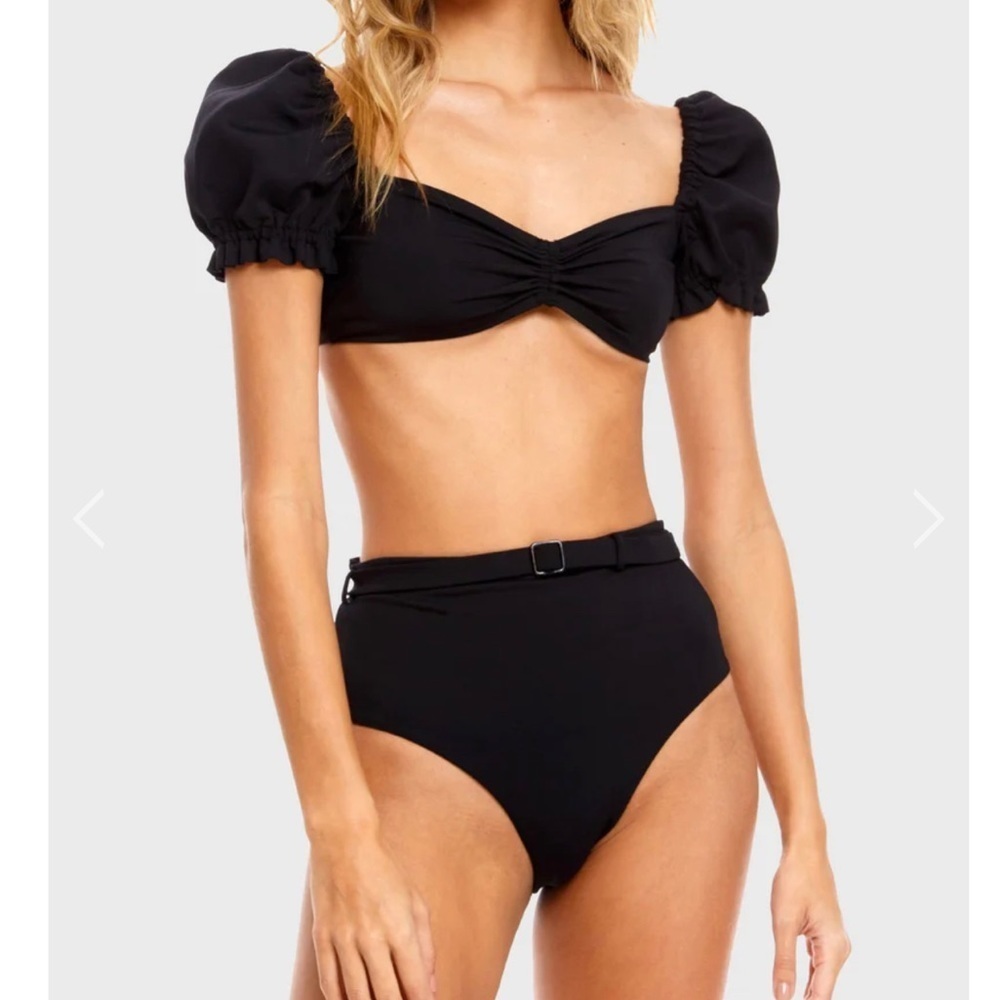 NWOT Fortune Swimwear Black Puff Sleeves Bikini Top